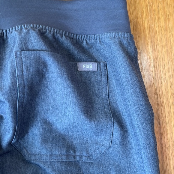 Figs Yola Skinny Scrub Pants Grey Size Medium Style W21SW2019 - Picture 8 of 9